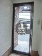 片面開きタイプの扉