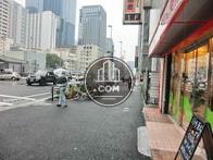 交通量の多い通りです