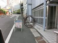 ビル周辺は静かです
