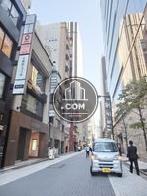 銀座駅方面へ向かう公道です