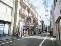 ハイツ九段坂前の通り