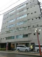 一清ビル本館の外観写真