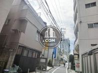 閑静な住宅街が広がります