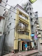 １階は飲食店舗です