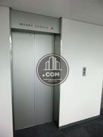 各階扉もリニューアルされています