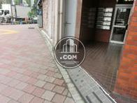 正面入口付近です