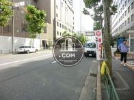 すぐ目の前は外苑東通り