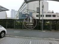 目の前は東京女子医大です