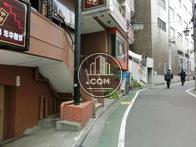 前面の道路です