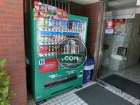 エントランスにある自動販売機です