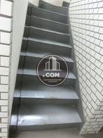 裏側の階段