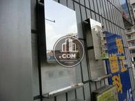 おしゃれな新聞受けがあります