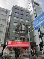 1階には店舗が入居