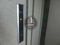 エレベーター押しボタンです