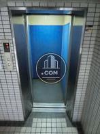 6人乗りエレベーターです