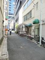 隣接する脇道の様子