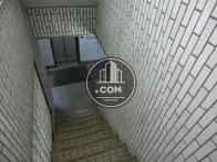 ２階から１階エレベーターホールの写真です
