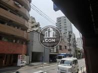 住宅もあり静かな立地です
