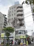丸みのあるバルコニーを設置