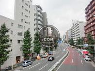 付近の歩道橋上から撮影