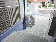 玄関内からの様子