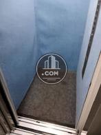 エレベーター内部