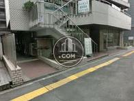正面入口付近です。