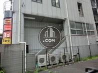 側面の低層部分です