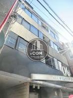室内から前面通りを見渡せます