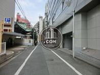 建物の裏側です