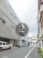 視野の広い通り
