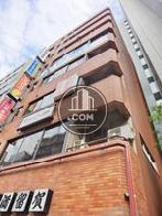 見上げた視点です