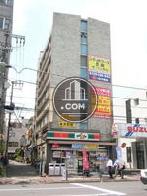 隣接する建物がありません