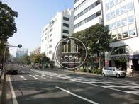 大通りに面した道路