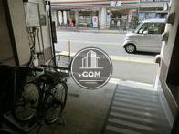 正面玄関