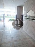 マットな質感の床面