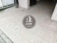 フラットな床面