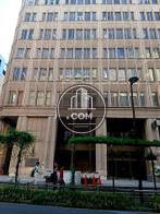 ビル前に区役所