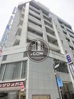 石造りの、立派な佇まいです