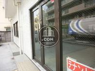 事務所の入口です。2種類あります