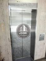 エレベーター乗り場前