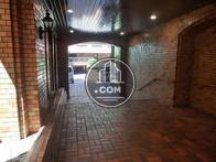 入り口方向から外の様子