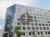 側面には窓が沢山あります