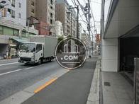 物件前の不忍通り、駒込駅方向