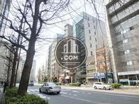 桜田通り沿い