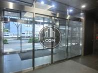 ガラス面が大きく開放的です