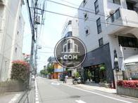 交通量は少ないです