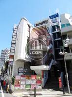 ソシアル都立大学駅前外観写真