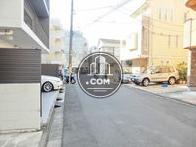 幅広い道路