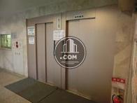 エレベーター2基です